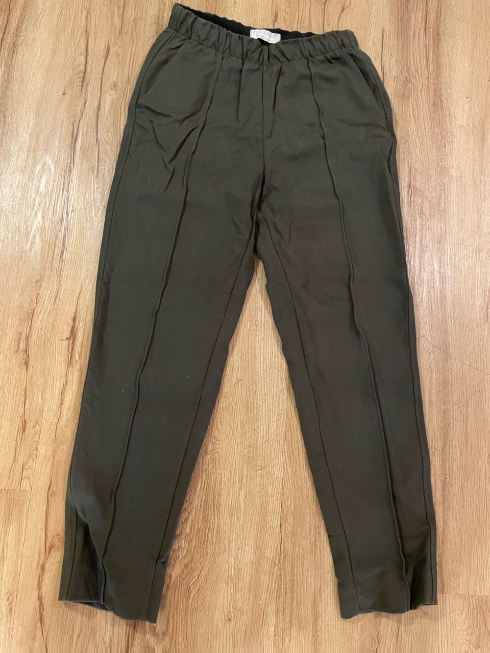 Green Everlane Dream pants, size S